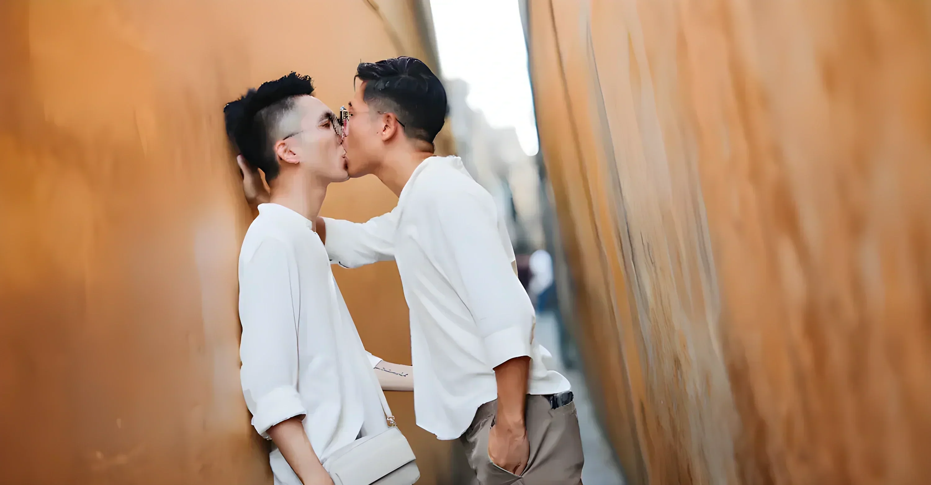 Gay Foreplay 101: Tips for Better Connection - Jissbon