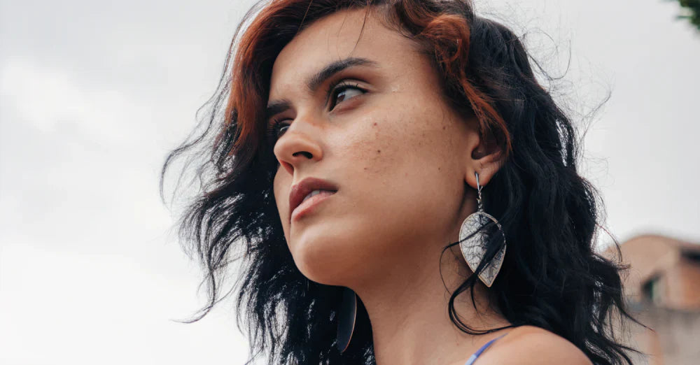 Middle Bottom Lip Piercing: Complete Guide to Placement, Care & Styles