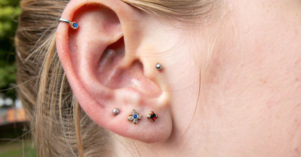 Ear Piercing Chart: Complete Guide to Locations, Gauge Sizes & Healing Times